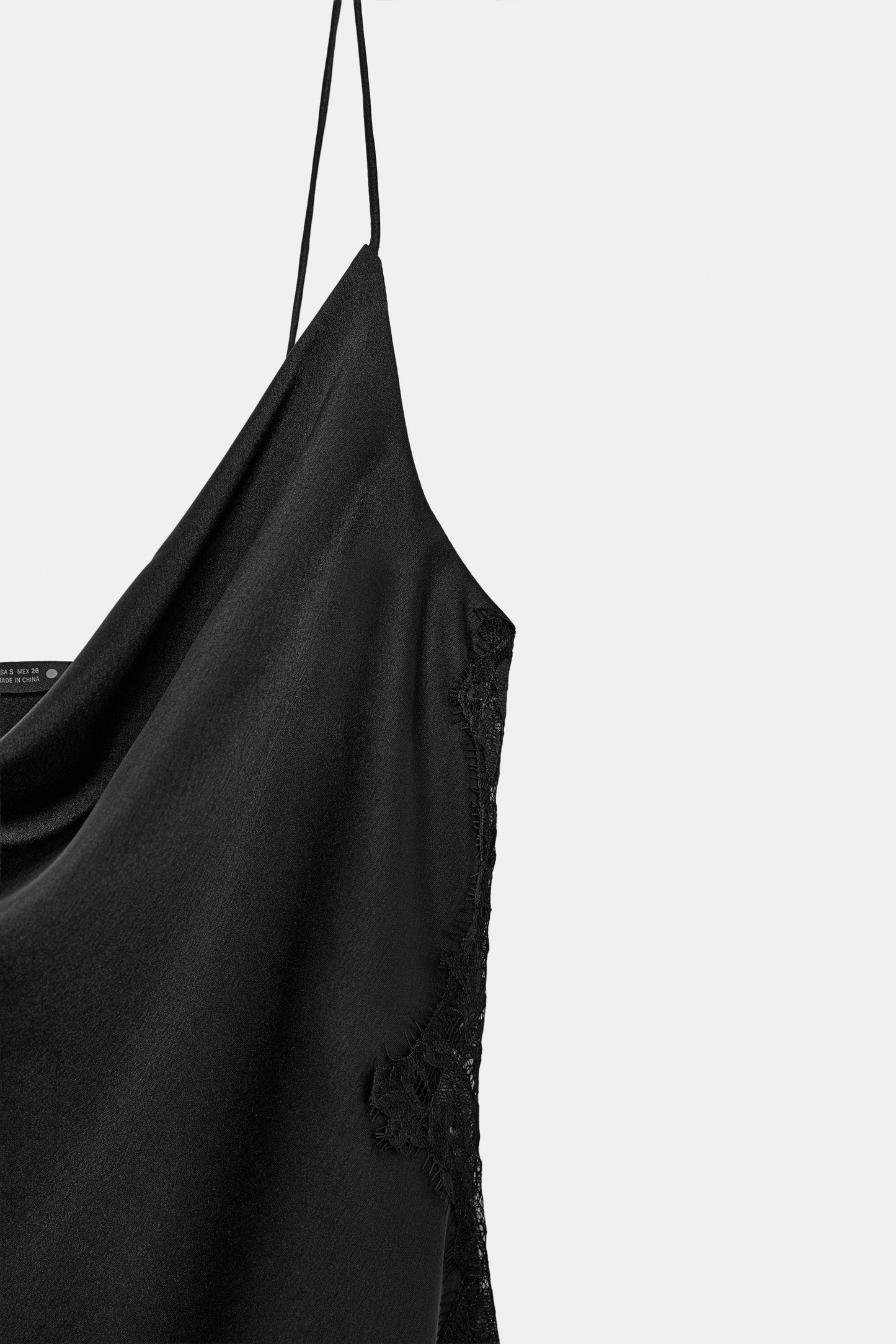 Vestido Satinado Encaje